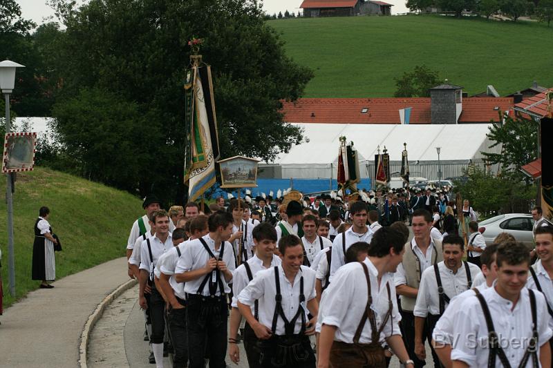 207 Kirchenzug.JPG